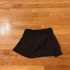 Lululemon pace rival skirt * (15”)